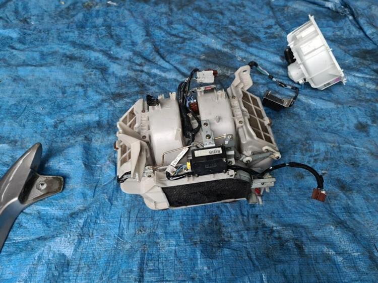 Мотор печки Хонда Легенд в Минусинске 206136