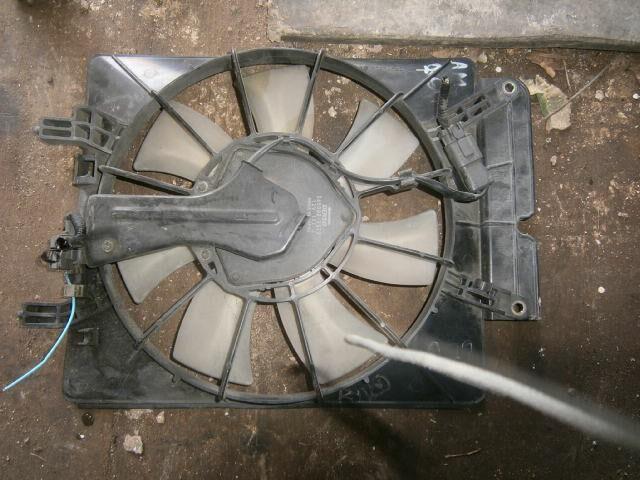 Диффузор радиатора Хонда СРВ в Минусинске 24032