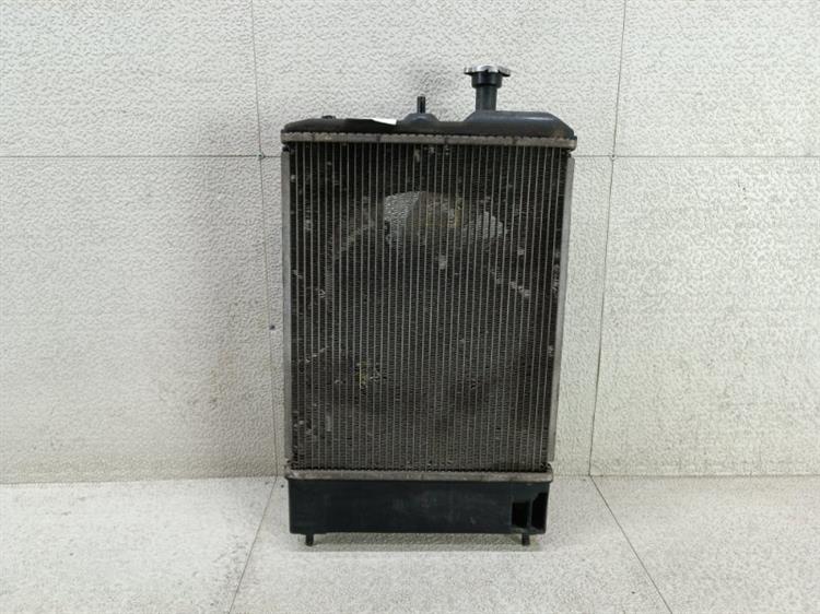 Радиатор основной Мицубиси ЕК в Минусинске 450841