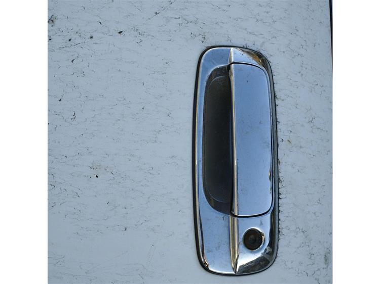 Дверь Тойота Краун в Минусинске 94144
